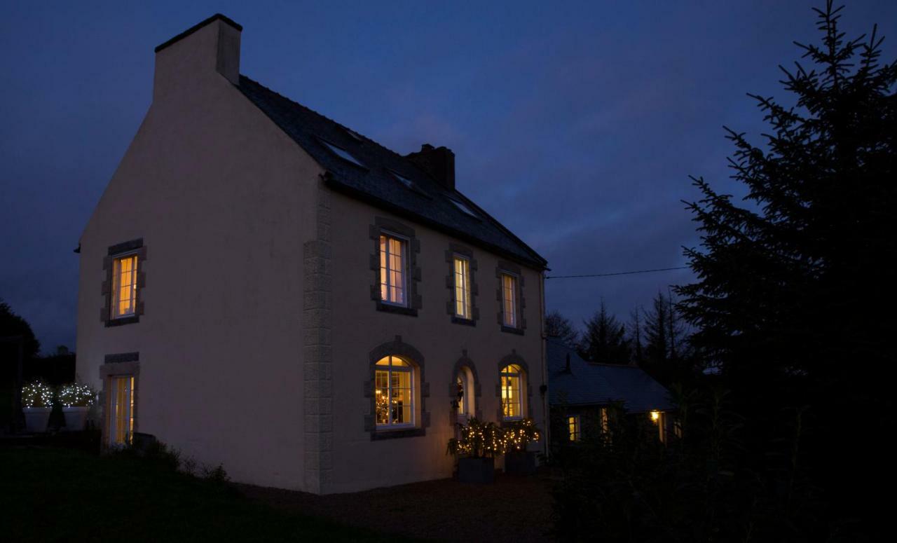 La Colline Des Renards Chambres Locmaria-Berrien Exterior photo