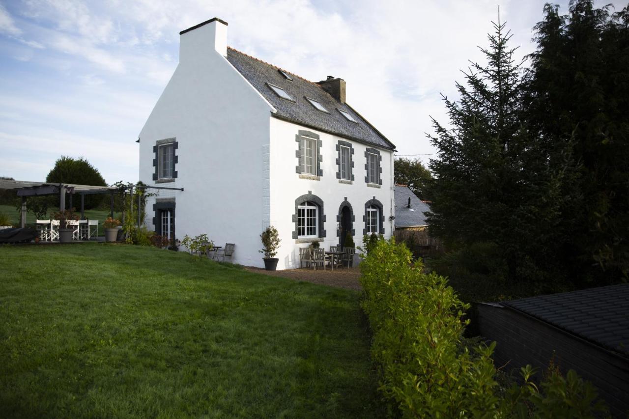 La Colline Des Renards Chambres Locmaria-Berrien Exterior photo